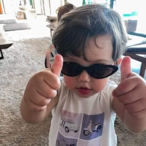 ملصقات  STICKERS  استيكر