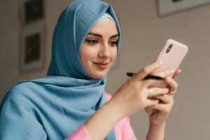 روابط مجموعات واتساب شغالة..دليلك الشامل